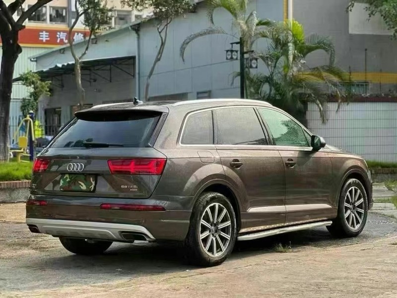东莞17年奥迪Q74