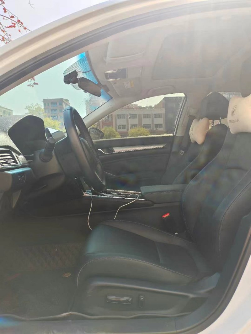 东莞23年本田雅阁4