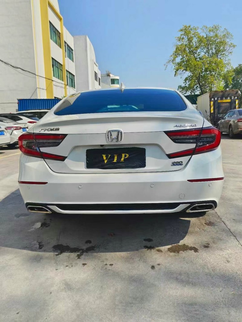 东莞23年本田雅阁9