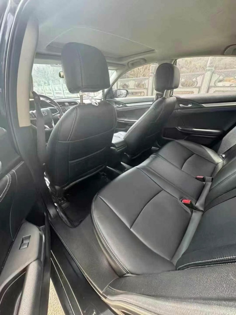 广州19年本田思域4