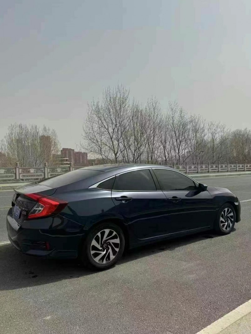 广州19年本田思域8