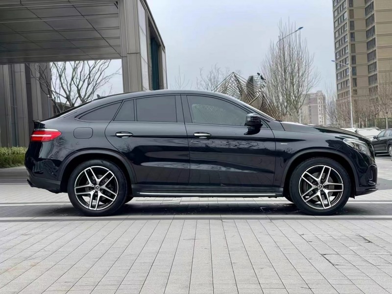 徐州17年奔驰GLE7
