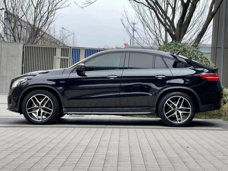 徐州17年奔驰GLE8