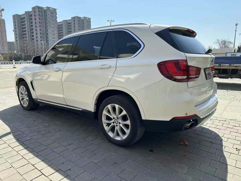 济宁15年宝马X58