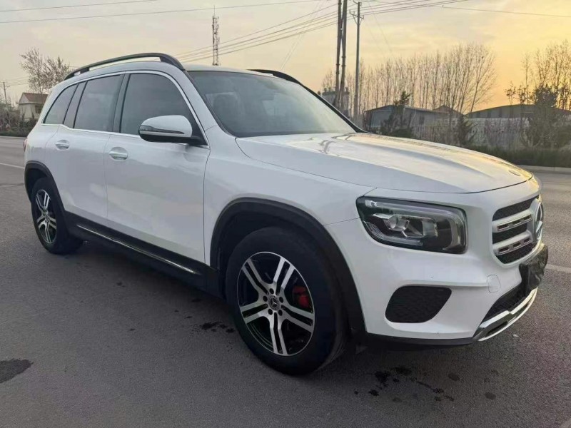 济宁22年奔驰GLB2