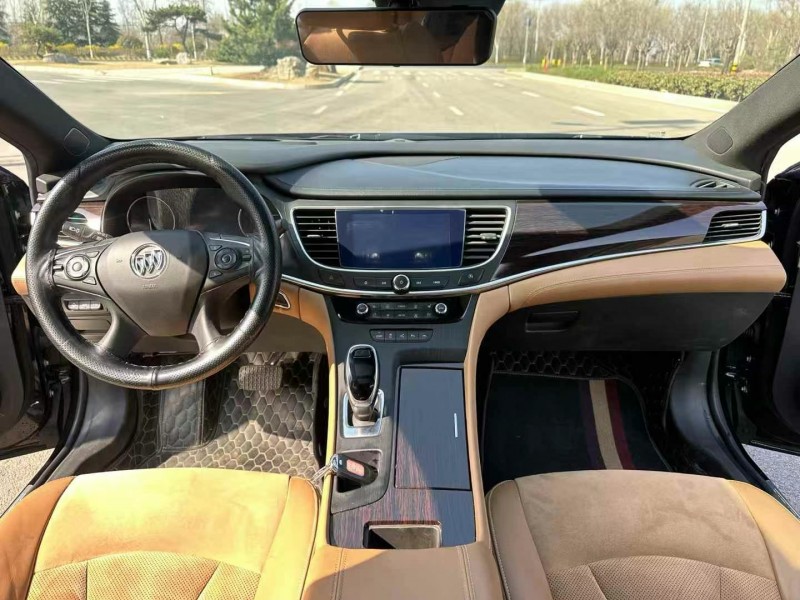 枣庄21年别克君越6