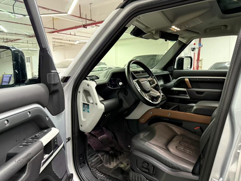 广州20年路虎卫士7