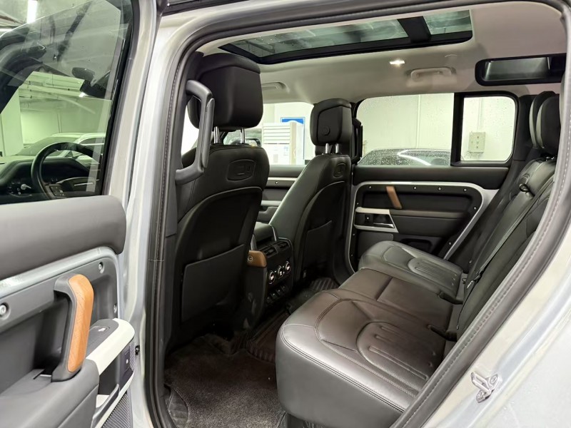 广州20年路虎卫士8