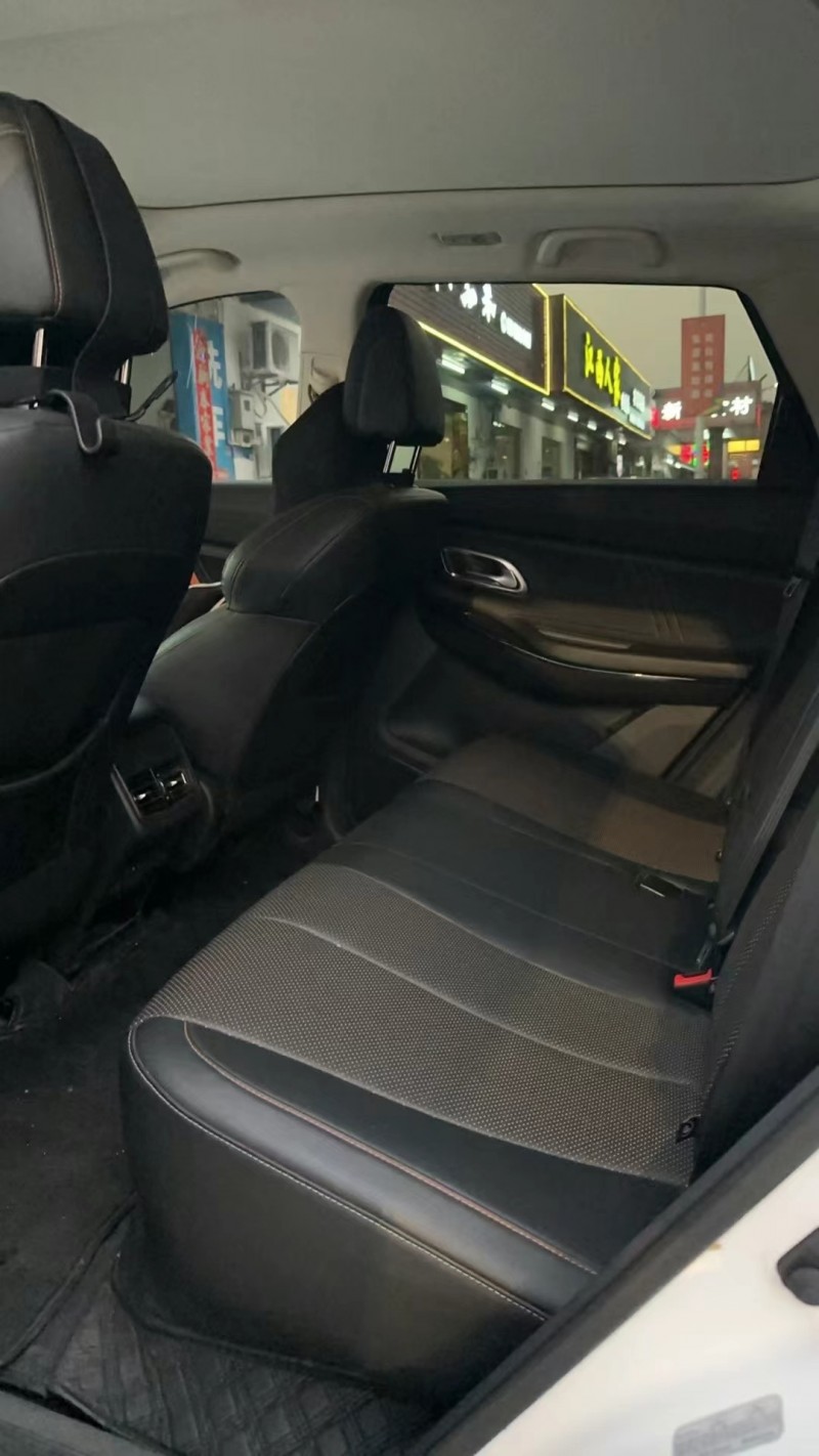 汕頭22年長安汽車歐尚3