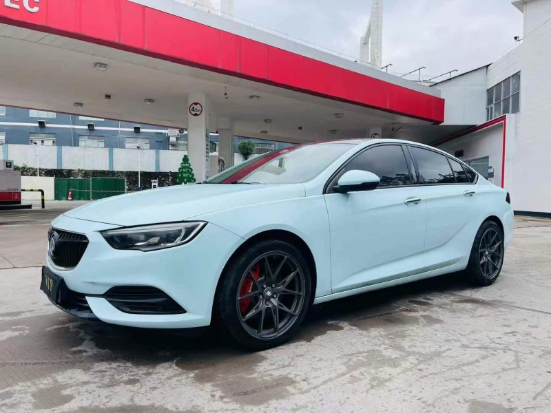 东莞18年别克君威2