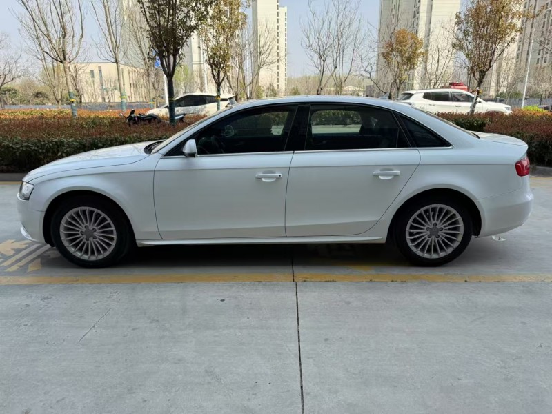 济宁14年奥迪A4L8