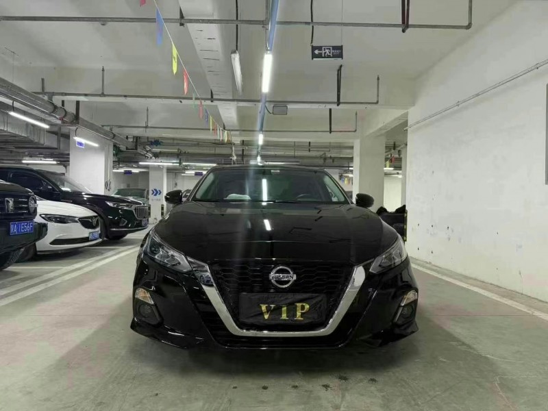 成都22年日產天籟1