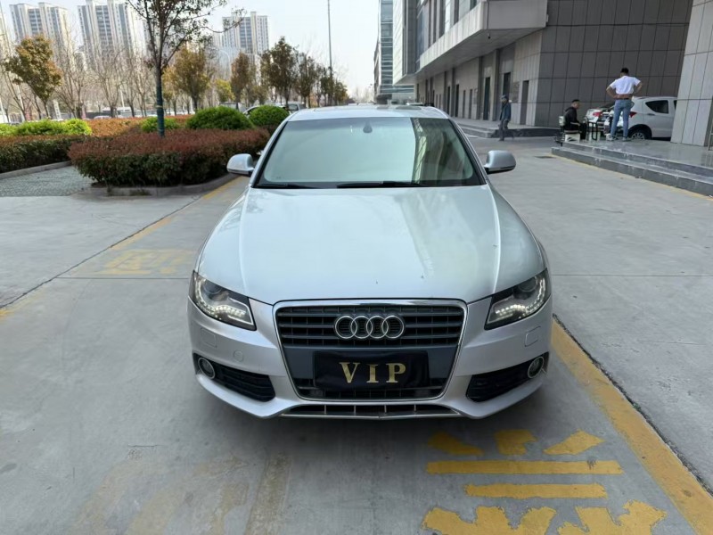 济宁12年奥迪A4L1