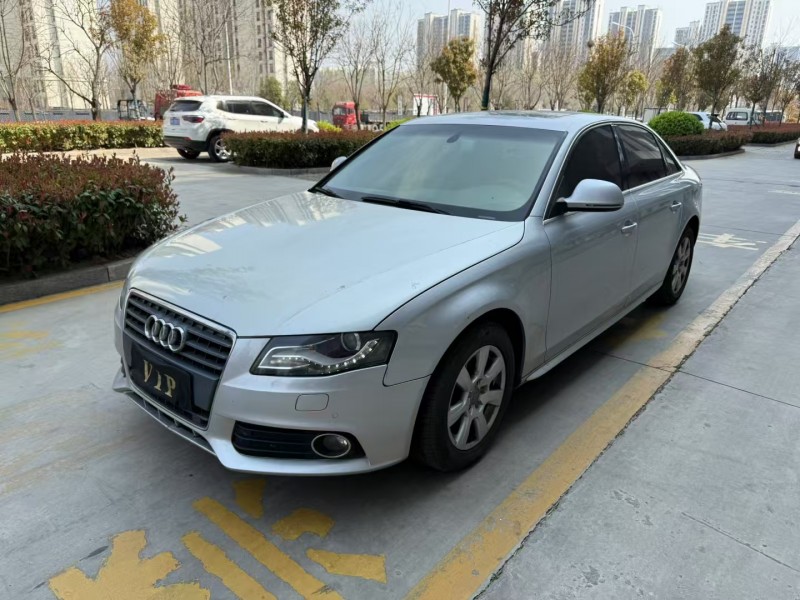 济宁12年奥迪A4L3