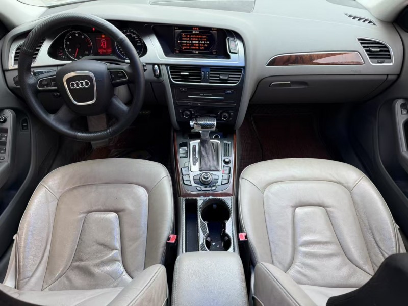 济宁12年奥迪A4L6