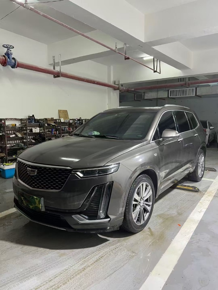 貴陽20年凱迪拉克XT62