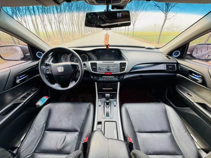 徐州18年本田雅阁4