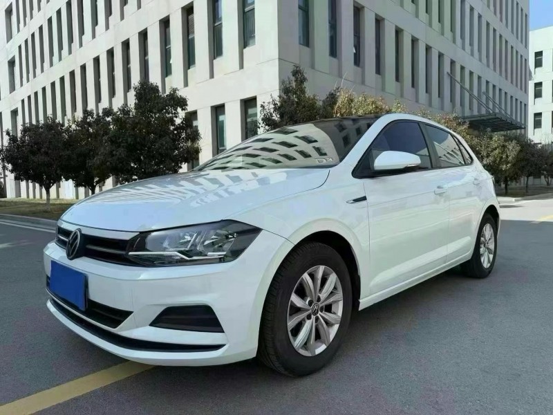 济宁22年大众polo3