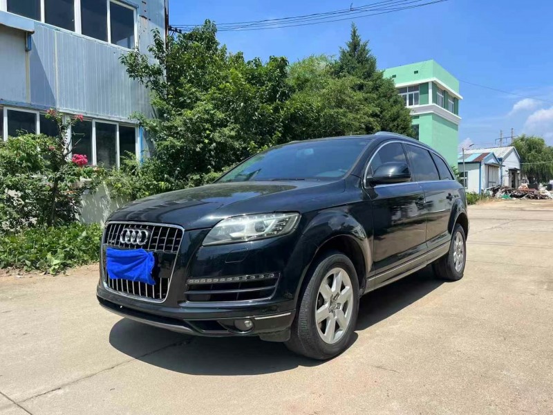 青島11年奧迪Q75