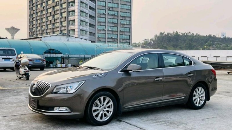 东莞15年别克君越3