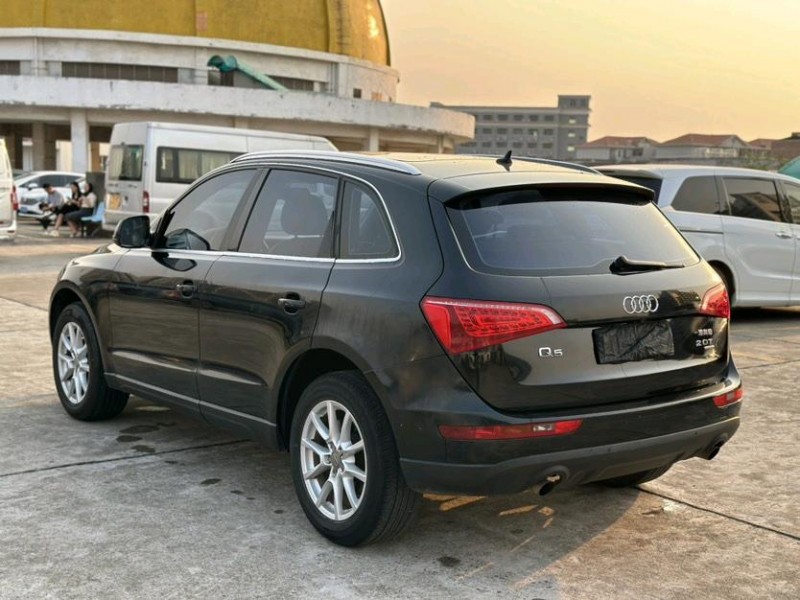 东莞13年奥迪Q57