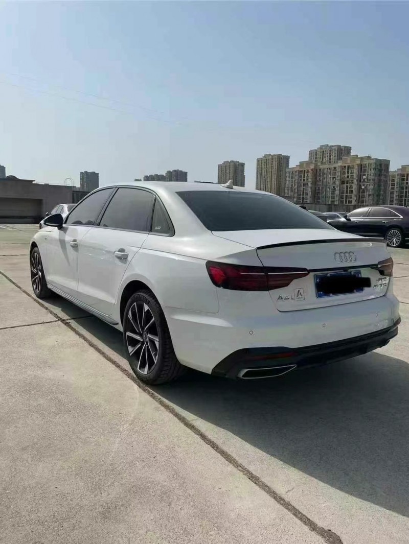 徐州23年奥迪A4L8