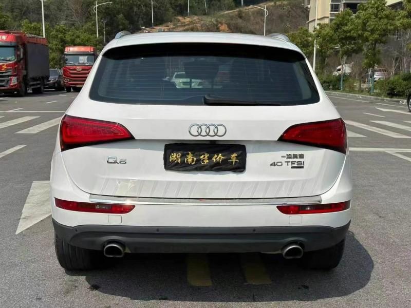 長沙15年奧迪Q59