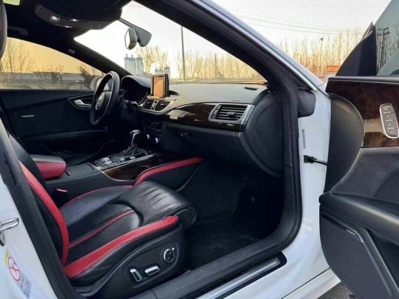 枣庄17年奥迪A7L4