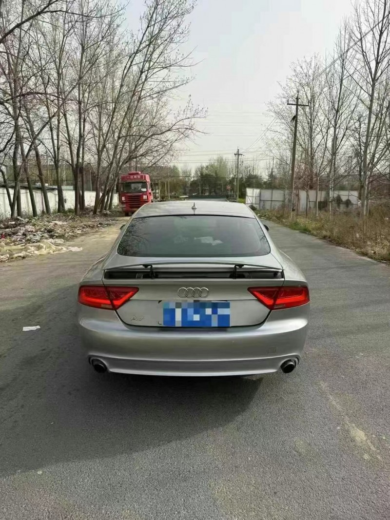 东营13年奥迪A7L9