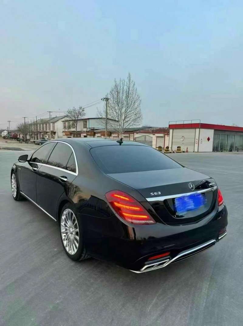 东营16年奔驰S8