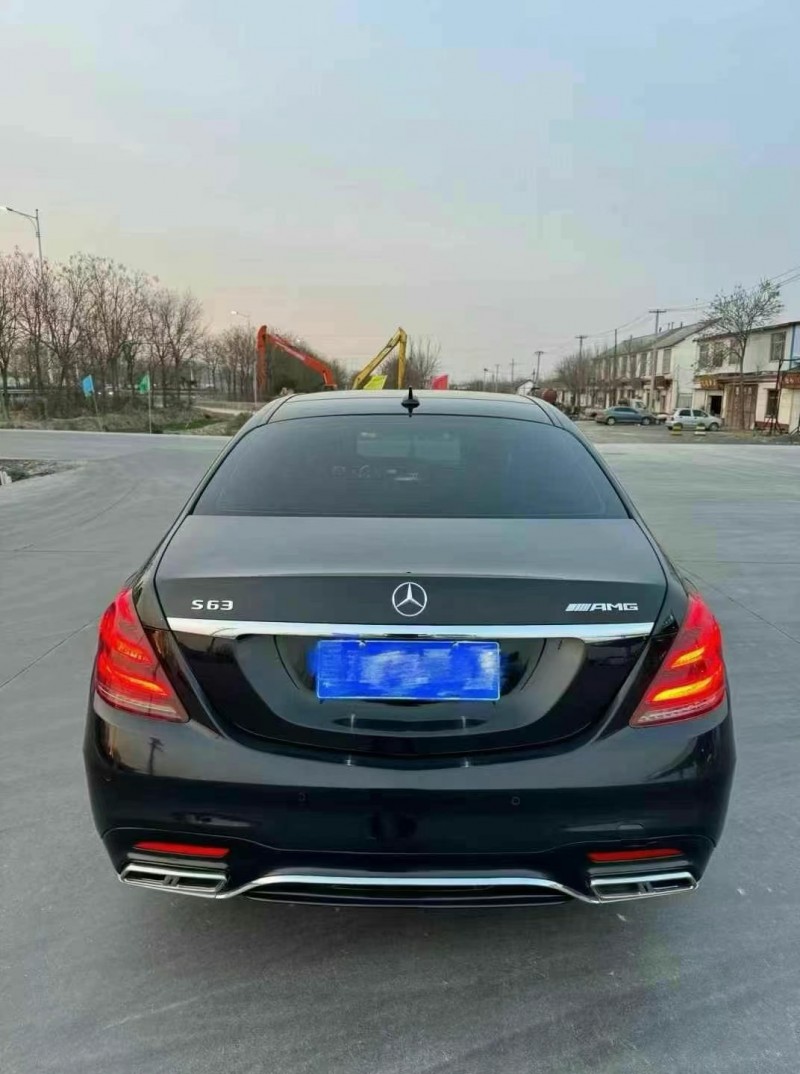 东营16年奔驰S9