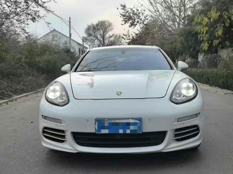 潍坊15年保时捷帕拉梅拉1