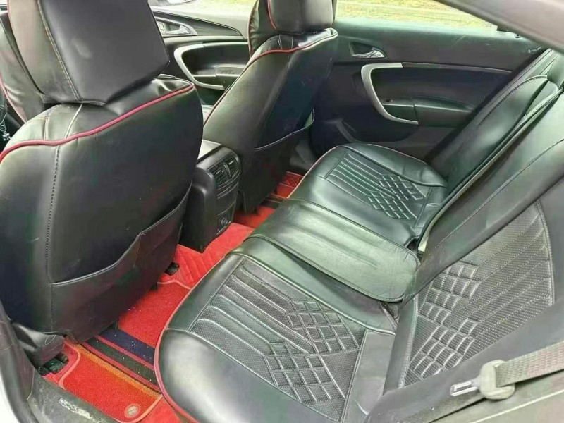 枣庄16年别克君威5