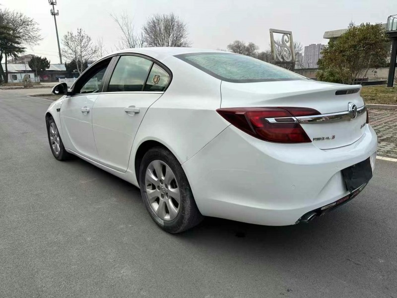 枣庄16年别克君威8