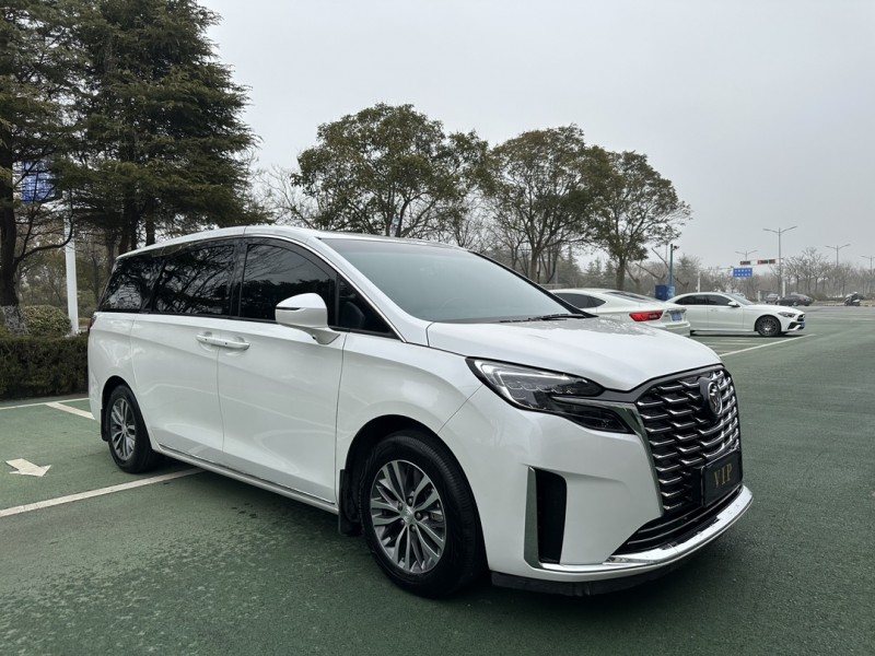 鹽城23年別克GL82