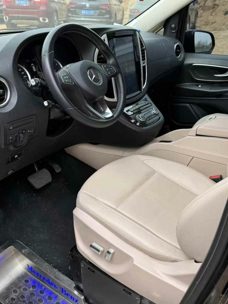 东营20年奔驰威霆6