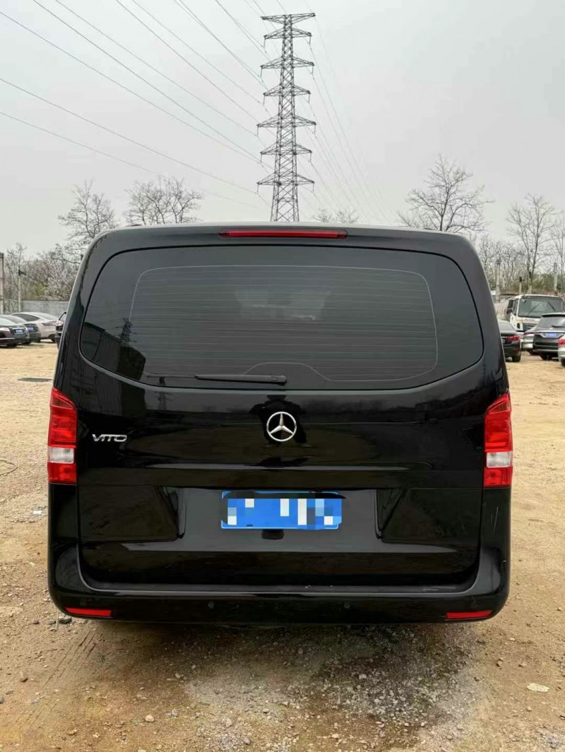 东营20年奔驰威霆9