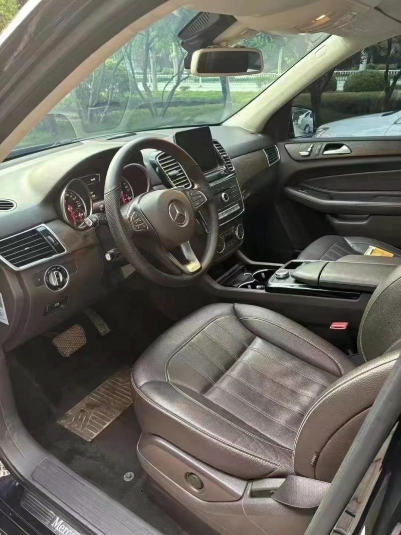 济宁16年奔驰GLE5