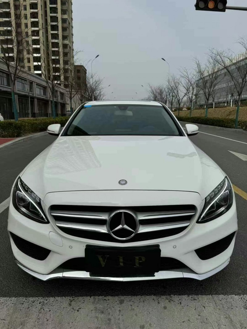 东营17年奔驰C1