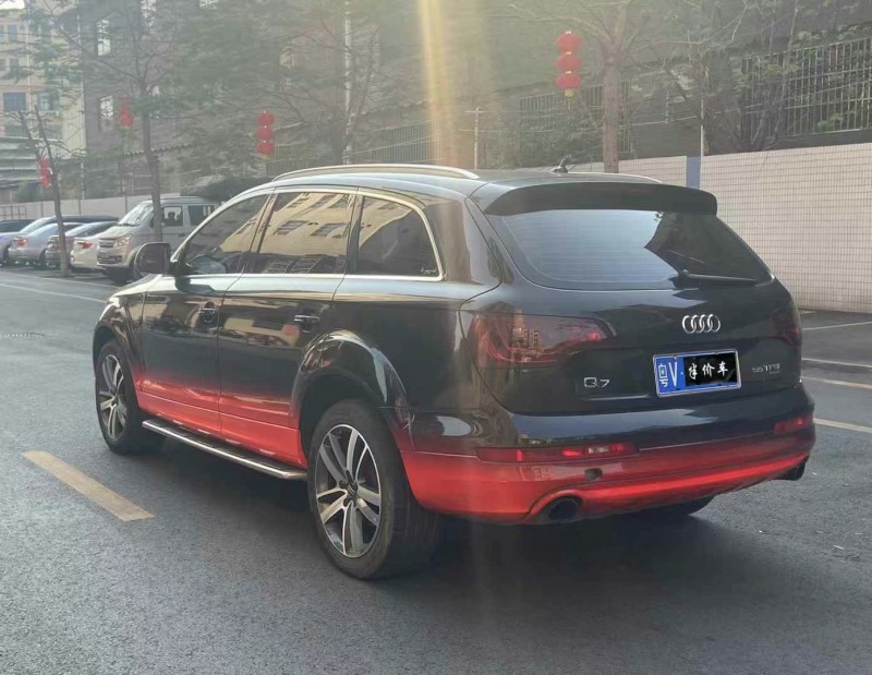 广州12年奥迪Q77