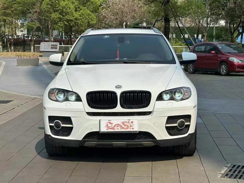 广州12年宝马X61