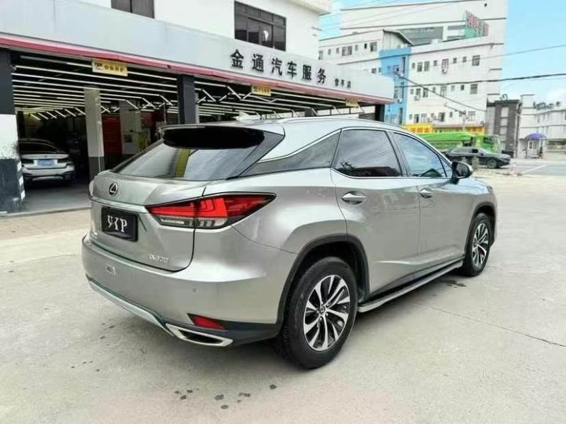 广州22年雷克萨斯RX8