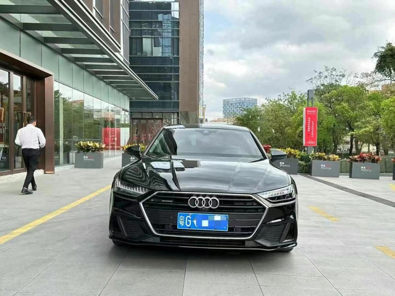 广州19年奥迪A7L1