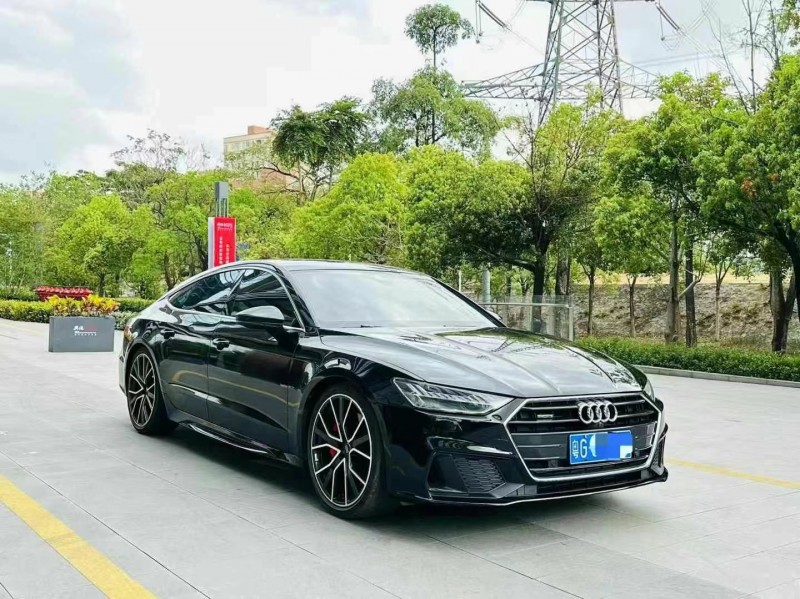 广州19年奥迪A7L3