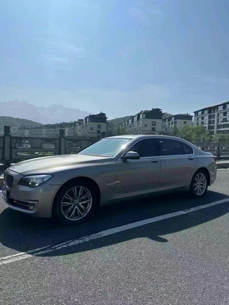 青島15年寶馬7系3