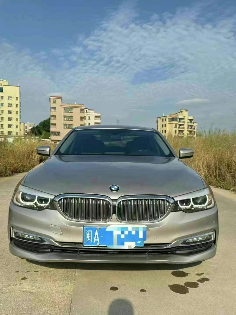 广州17年宝马5系1