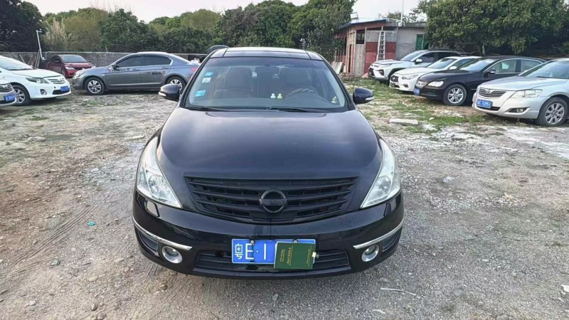 廣州10年日產天籟1
