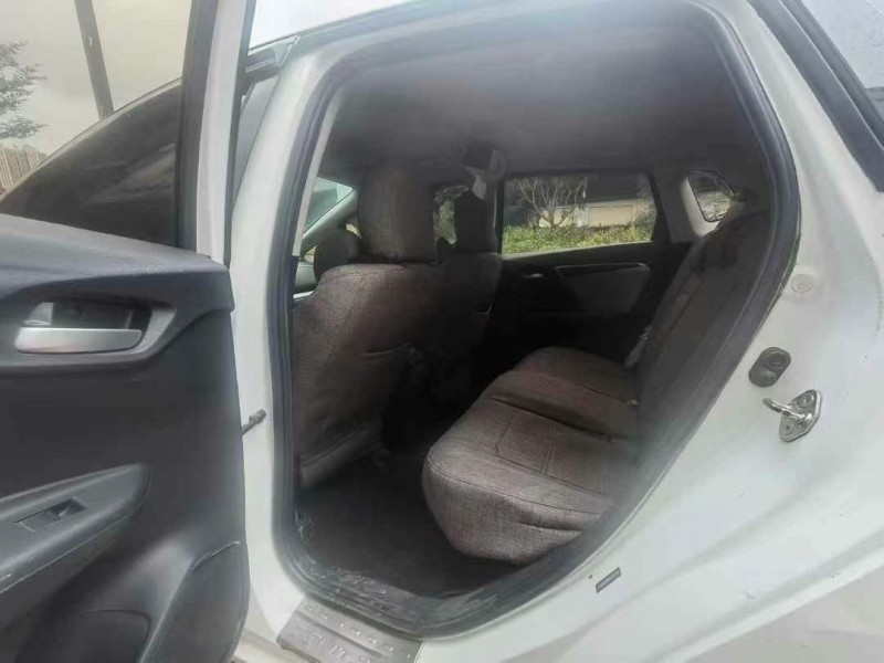 广州15年本田飞度8