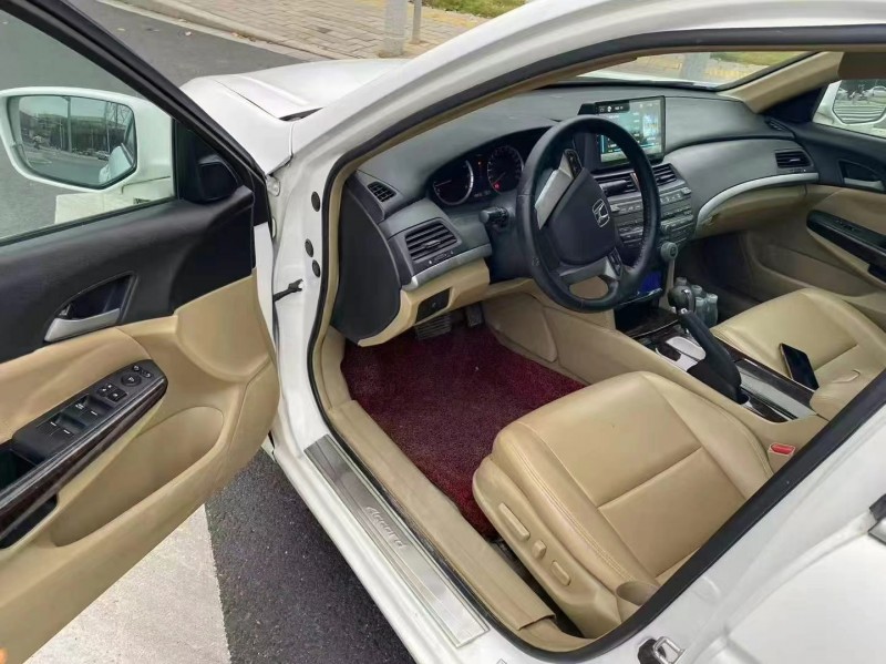 广州17年本田凌派3