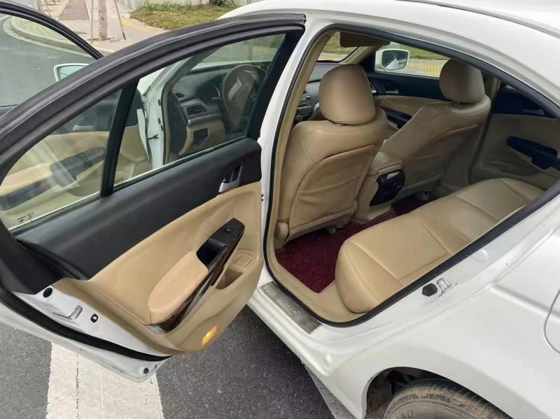 广州17年本田凌派7